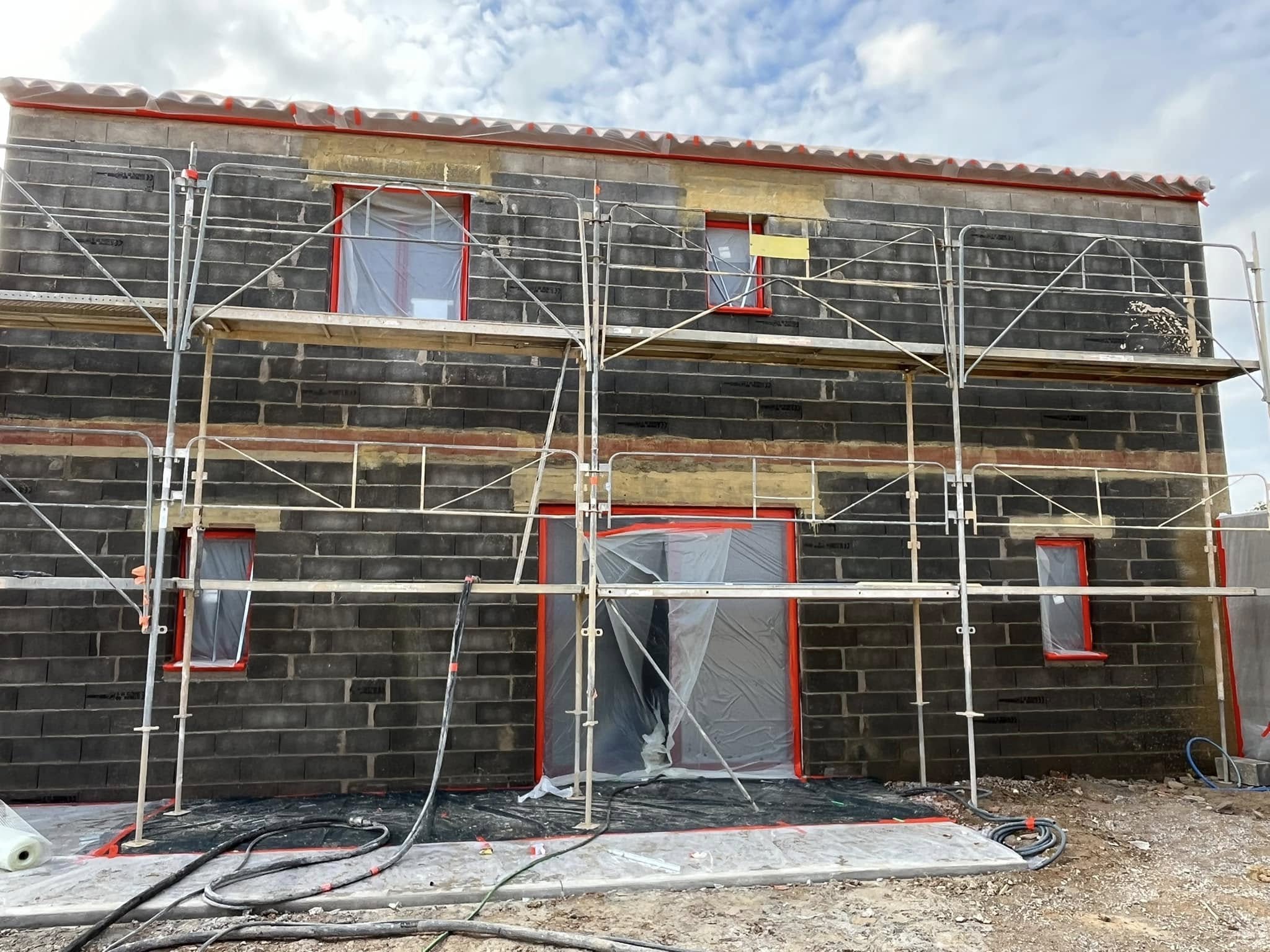 Maison Neuve En Echaffaudage